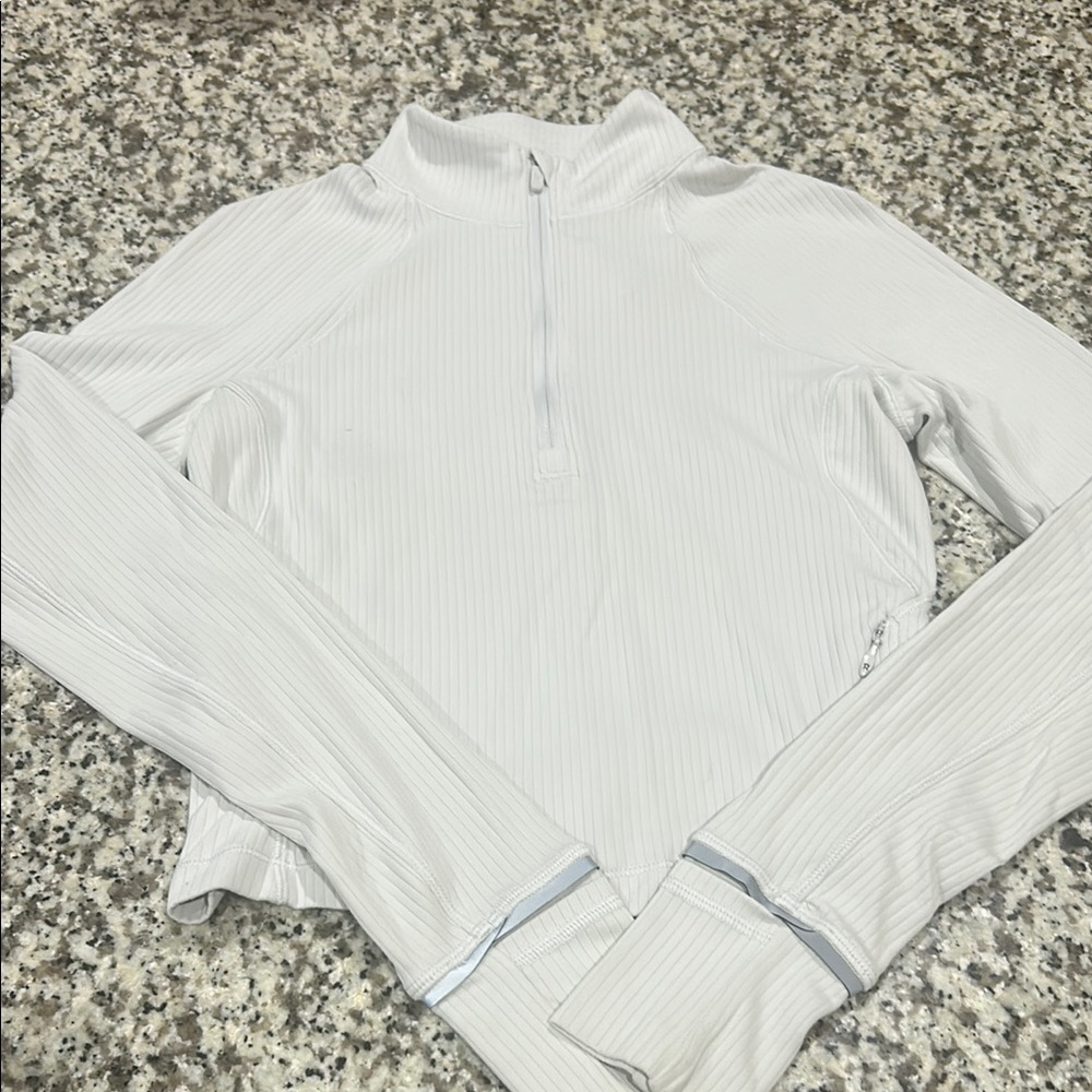 Lululemon rulu run top